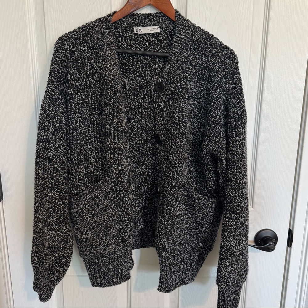 Zara oversized cardigan sweater black heather chunky lagenlook size small